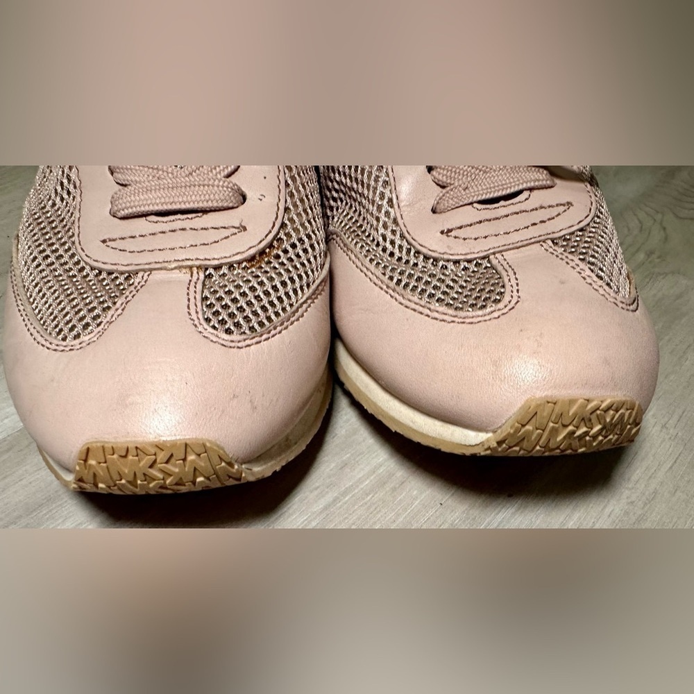Michael Kors Maggie Trainer Pink Blush Rose Gold Size 8M - Picture 6 of 9